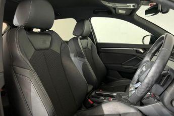 AUDI Q3 1.5 TFSI CoD 35 Black Edition SUV 5dr Petrol S Tronic Euro 6 (s/