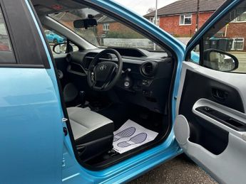 TOYOTA AQUA 1.5 Automatic Petrol Hybrid Hatchback Blue 5dr