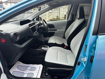 TOYOTA AQUA 1.5 Automatic Petrol Hybrid Hatchback Blue 5dr