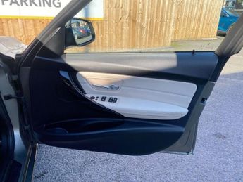 BMW 3 SERIES 2.0 320d SE Saloon 4dr Diesel Auto Euro 6 (s/s) (190 ps)