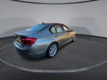 BMW 3 SERIES 2.0 320d SE Saloon 4dr Diesel Auto Euro 6 (s/s) (190 ps)