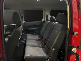 FORD GRAND TOURNEO CONNECT 2.0 EcoBlue Titanium MPV 5dr Diesel DCT Euro 6 (s/s) (122 ps)