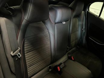 MERCEDES-BENZ GLA CLASS 1.6 GLA180 AMG Line Edition SUV 5dr Petrol 7G-DCT Euro 6 (s/s) (