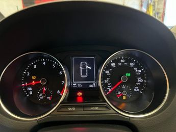 VOLKSWAGEN POLO 1.2 TSI BlueMotion Tech Match Edition Hatchback 5dr Petrol DSG E