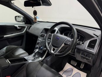 VOLVO XC60 2.0 D4 R-Design Nav SUV 5dr Diesel Auto Euro 6 (s/s) (190 ps)
