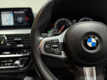 BMW 5 SERIES 2.0 520i M Sport Touring 5dr Petrol Auto Euro 6 (s/s) (184 ps)