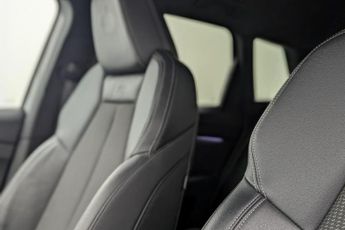 AUDI Q4 E-TRON 40 S line SUV 5dr Electric Auto 82kWh (204 ps)