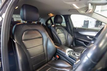 MERCEDES-BENZ C-CLASS 2.0 C220d Sport Saloon 4dr Diesel G-Tronic+ Euro 6 (s/s) (194 ps
