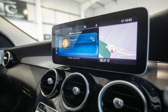 MERCEDES-BENZ C-CLASS 2.0 C220d Sport Saloon 4dr Diesel G-Tronic+ Euro 6 (s/s) (194 ps