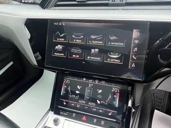 AUDI E-TRON 55 Launch Edition SUV 5dr Electric Auto quattro 95kWh (408 ps)