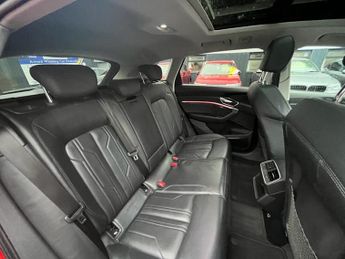 AUDI E-TRON 55 Launch Edition SUV 5dr Electric Auto quattro 95kWh (408 ps)