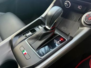 ALFA ROMEO TONALE 1.5 VGT MHEV Tributo Italiano SUV 5dr Petrol Hybrid DCT Euro 6 (