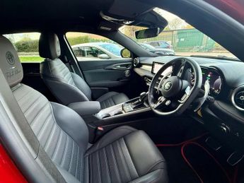 ALFA ROMEO TONALE 1.5 VGT MHEV Tributo Italiano SUV 5dr Petrol Hybrid DCT Euro 6 (