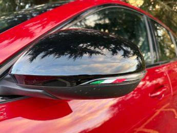 ALFA ROMEO TONALE 1.5 VGT MHEV Tributo Italiano SUV 5dr Petrol Hybrid DCT Euro 6 (