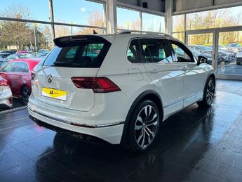VOLKSWAGEN TIGUAN 1.5 TSI EVO R-Line SUV 5dr Petrol DSG Euro 6 (s/s) (150 ps) FULL
