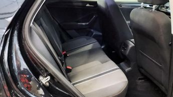VOLKSWAGEN T-ROC 2.0 TDI Design SUV 5dr Diesel DSG Euro 6 (s/s) (150 ps) FULL VW 