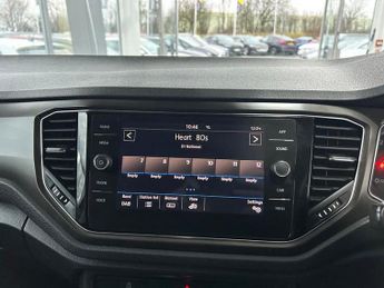 VOLKSWAGEN T-ROC 2.0 TDI Design SUV 5dr Diesel DSG Euro 6 (s/s) (150 ps) FULL VW 