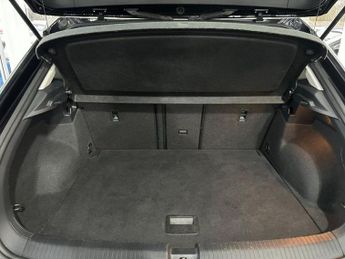 VOLKSWAGEN T-ROC 2.0 TDI Design SUV 5dr Diesel DSG Euro 6 (s/s) (150 ps) FULL VW 