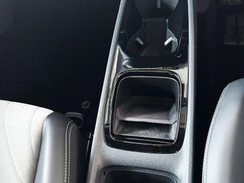 VOLKSWAGEN ID.3 Pro Performance 58kWh Family Hatchback 5dr Electric Auto (204 ps