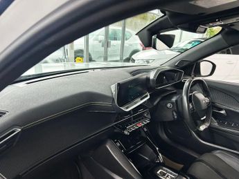 PEUGEOT E-2008 50kWh GT SUV 5dr Electric Auto (7kW Charger) (136 ps) 1 FORMER O