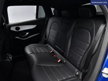 MERCEDES-BENZ EQC EQC 400 80kWh Sport SUV 5dr Electric Auto 4MATIC (408 ps)