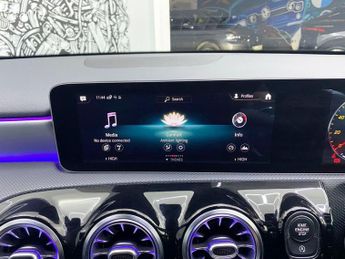 MERCEDES-BENZ A-CLASS 1.5 A180d AMG Line (Premium) Hatchback 5dr Diesel 7G-DCT Euro 6 