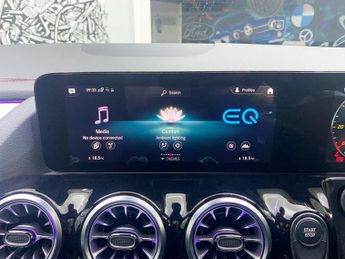 MERCEDES-BENZ EQA EQA 250 66.5kWh AMG Line (Premium) SUV 5dr Electric Auto (190 ps