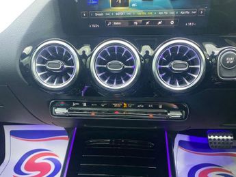 MERCEDES-BENZ EQA EQA 250 66.5kWh AMG Line (Premium) SUV 5dr Electric Auto (190 ps