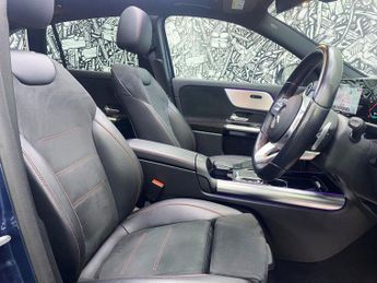 MERCEDES-BENZ EQA EQA 250 66.5kWh AMG Line (Premium) SUV 5dr Electric Auto (190 ps