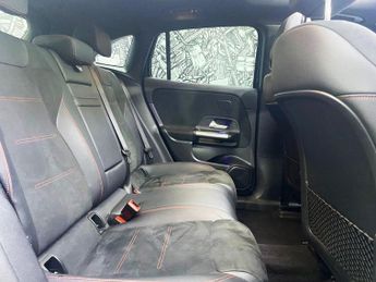 MERCEDES-BENZ EQA EQA 250 66.5kWh AMG Line (Premium) SUV 5dr Electric Auto (190 ps