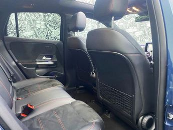 MERCEDES-BENZ EQA EQA 250 66.5kWh AMG Line (Premium) SUV 5dr Electric Auto (190 ps