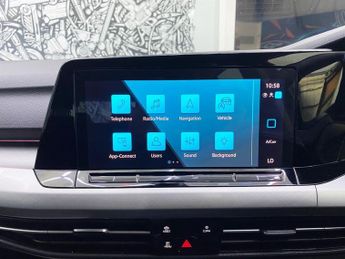 VOLKSWAGEN GOLF 1.5 TSI Life Hatchback 5dr Petrol Manual Euro 6 (s/s) (130 ps)