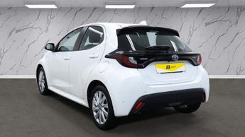 TOYOTA YARIS 1.5 VVT-h Icon Hatchback 5dr Petrol Hybrid E-CVT Euro 6 (s/s) (1