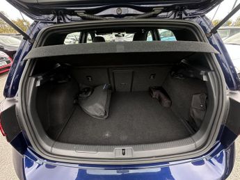 VOLKSWAGEN GOLF 1.4 TSI 8.7kWh GTE Hatchback 5dr Petrol Plug-in Hybrid DSG Euro