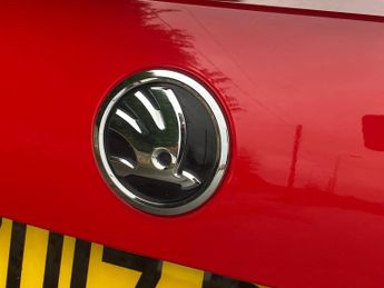 SKODA OCTAVIA 2.0 TSI vRS Hatchback 5dr Petrol DSG Euro 6 (s/s) (230 ps)