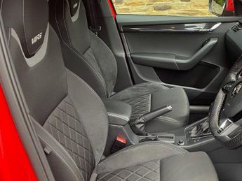 SKODA OCTAVIA 2.0 TSI vRS Hatchback 5dr Petrol DSG Euro 6 (s/s) (230 ps)