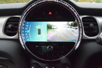 MINI CONVERTIBLE 1.5 Cooper Exclusive Convertible 2dr Petrol Steptronic Euro 6 (s