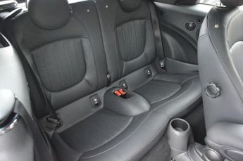 MINI CONVERTIBLE 1.5 Cooper Exclusive Convertible 2dr Petrol Steptronic Euro 6 (s