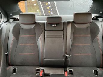 MERCEDES-BENZ A CLASS 2.0 A200d AMG Line (Executive) Saloon 4dr Diesel 8G-DCT Euro 6 (