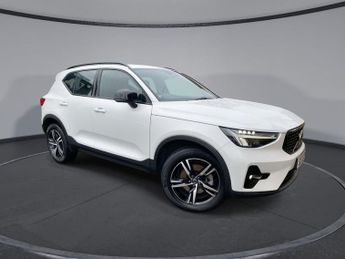 VOLVO XC40 2.0 B3 MHEV Plus SUV 5dr Petrol Hybrid DCT Auto Euro 6 (s/s) (16