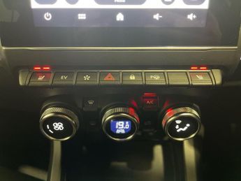 RENAULT ARKANA 1.6 E-TECH r.s. line SUV 5dr Petrol Hybrid Auto 2WD Euro 6 (s/s)