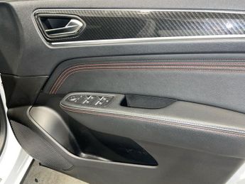 RENAULT ARKANA 1.6 E-TECH r.s. line SUV 5dr Petrol Hybrid Auto 2WD Euro 6 (s/s)