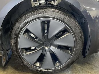 TESLA Model 3 Saloon 4dr Electric Auto RWD (208 ps)