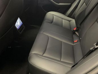 TESLA Model 3 Saloon 4dr Electric Auto RWD (208 ps)