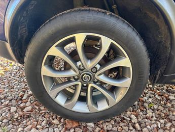 NISSAN JUKE 1.6 Tekna SUV 5dr Petrol XTRON Euro 6 (117 ps)