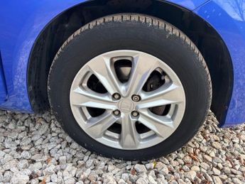 HONDA JAZZ 1.3h IMA HS Hatchback 5dr Petrol Hybrid CVT Euro 5 (102 ps)