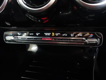 MERCEDES-BENZ A-CLASS 1.3 A200 AMG Line Hatchback 5dr Petrol 7G-DCT Euro 6 (s/s) (163 