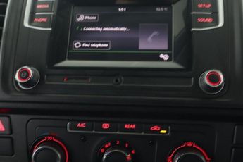 VOLKSWAGEN TRANSPORTER SHUTTLE 2.0 TDI SE DSG FWD LWB Euro 6 (s/s) 5dr