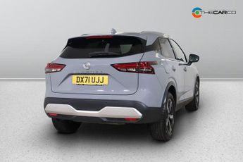 NISSAN QASHQAI 1.3 DIG-T MHEV Premiere Edition XTRON Euro 6 (s/s) 5dr