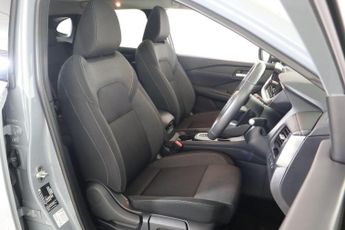 NISSAN QASHQAI 1.3 DIG-T MHEV Premiere Edition XTRON Euro 6 (s/s) 5dr